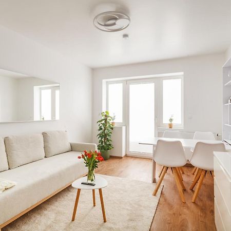 Design Apartment / 2 Room / Central / Contactless Check-In Хановер Екстериор снимка