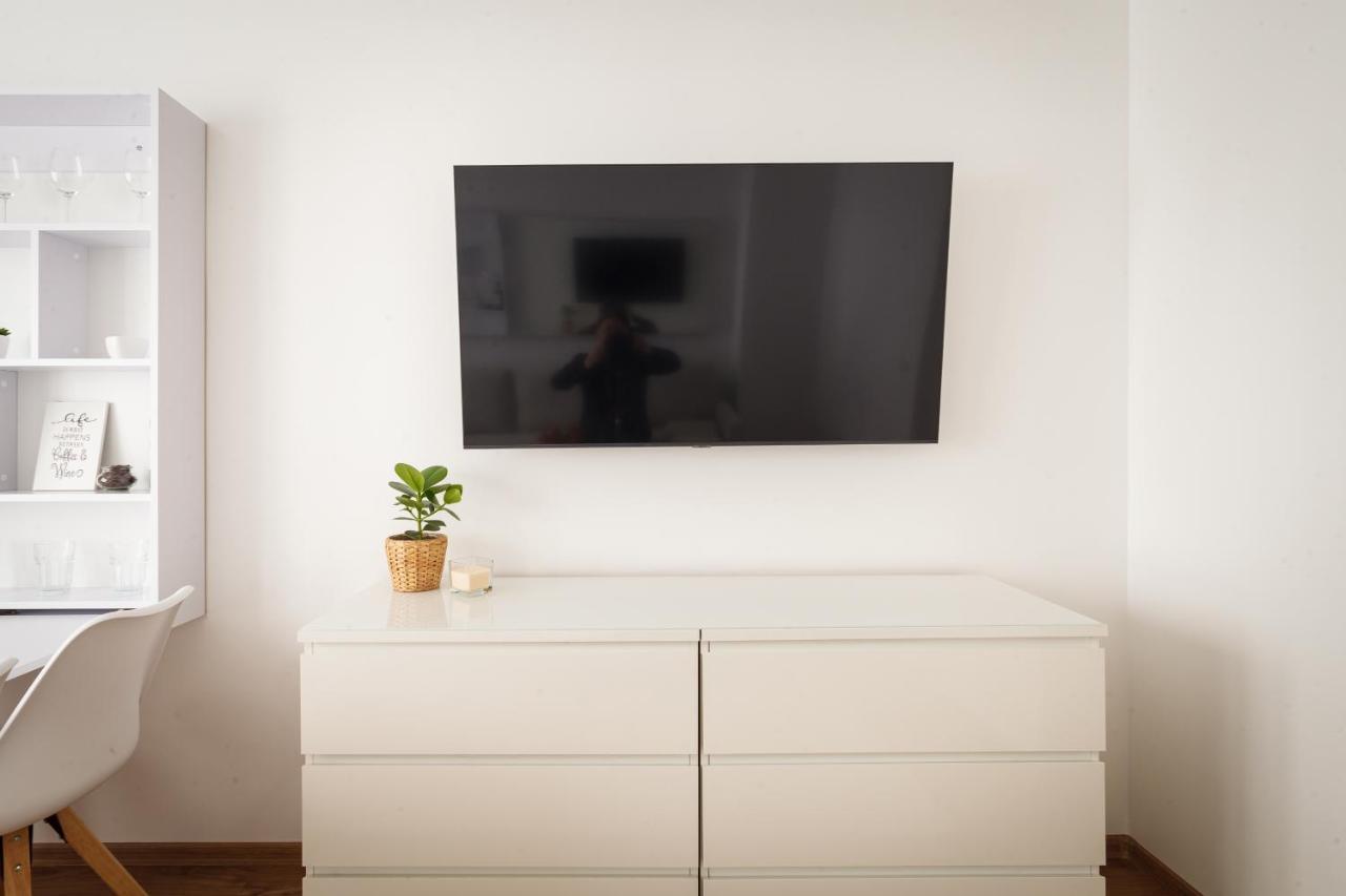 Design Apartment / 2 Room / Central / Contactless Check-In Хановер Екстериор снимка