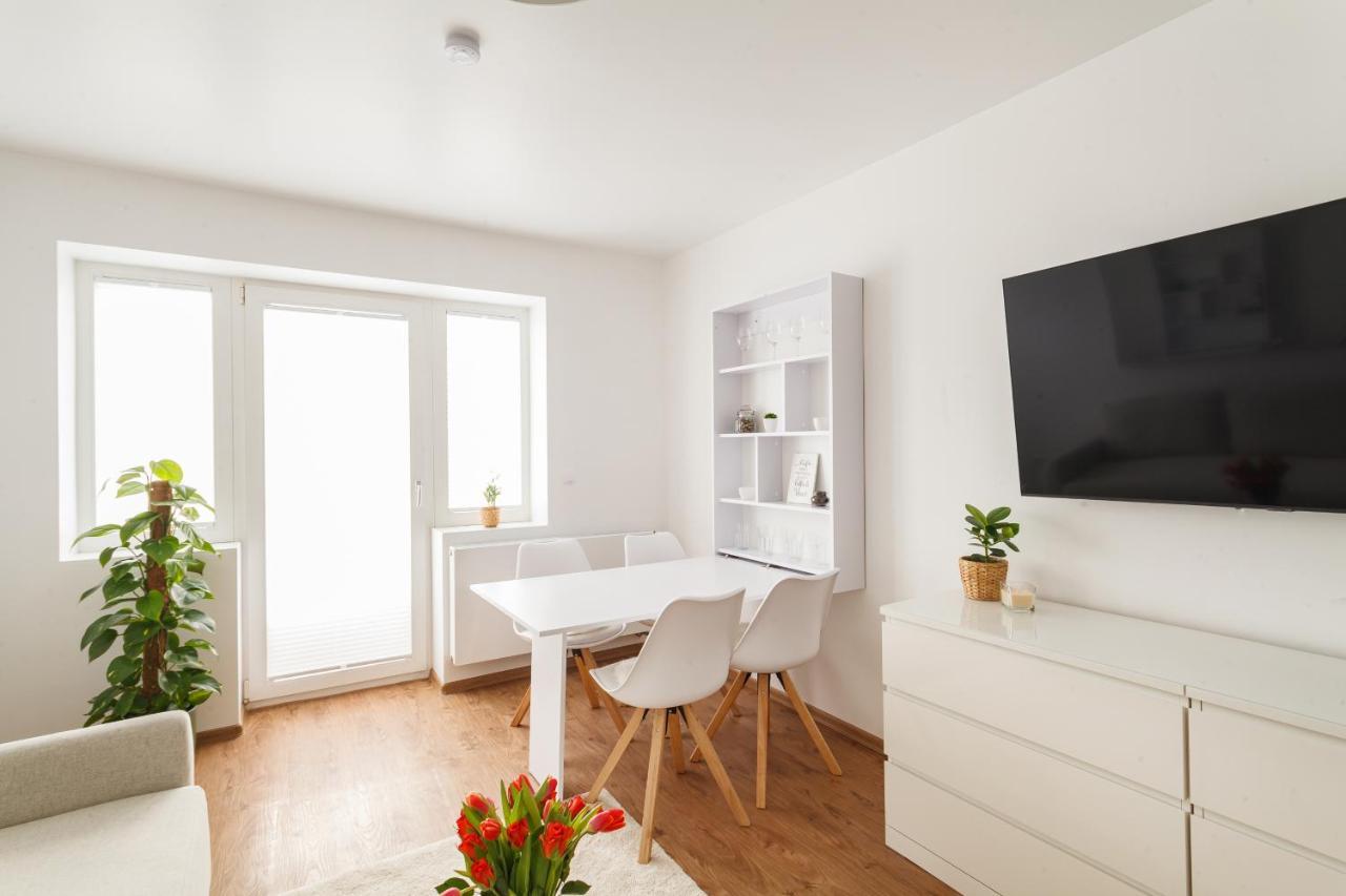 Design Apartment / 2 Room / Central / Contactless Check-In Хановер Екстериор снимка