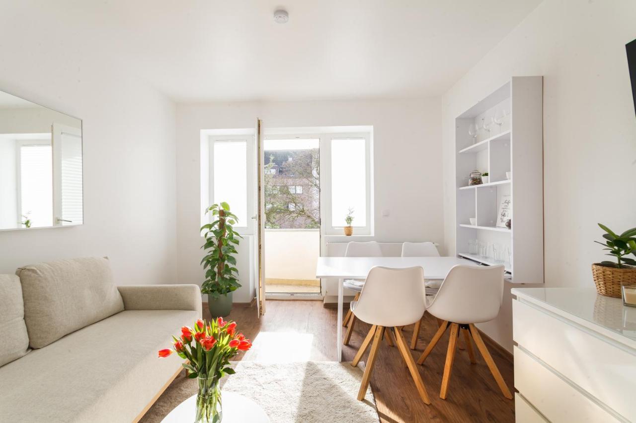 Design Apartment / 2 Room / Central / Contactless Check-In Хановер Екстериор снимка