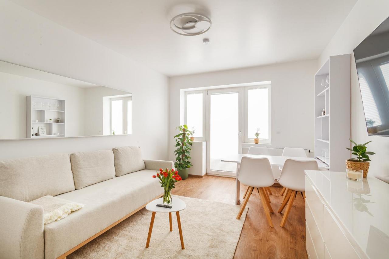 Design Apartment / 2 Room / Central / Contactless Check-In Хановер Екстериор снимка