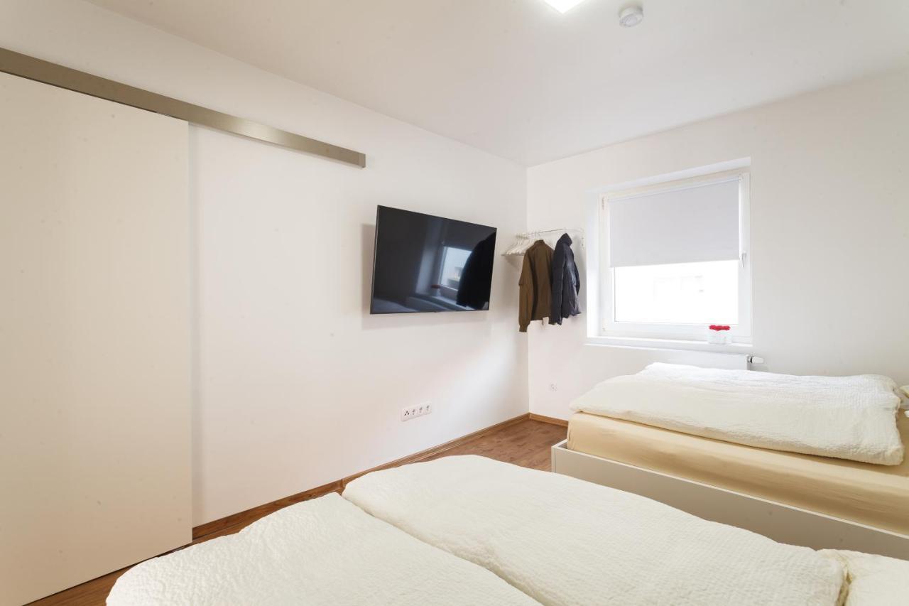 Design Apartment / 2 Room / Central / Contactless Check-In Хановер Екстериор снимка