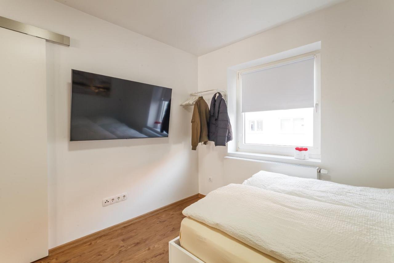 Design Apartment / 2 Room / Central / Contactless Check-In Хановер Екстериор снимка